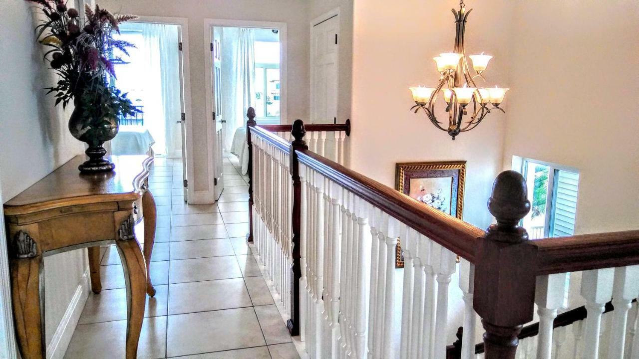 Mediterranean Three Story Beach Townhouse St. Pete Beach Buitenkant foto